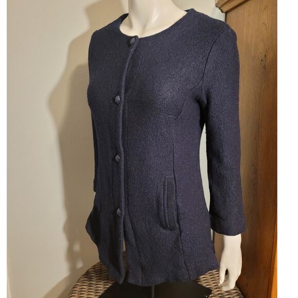 GAP Navy Blue Minimalist Button Jacket S Textured Knit Crest Buttons Old Money - Picture 10 of 11